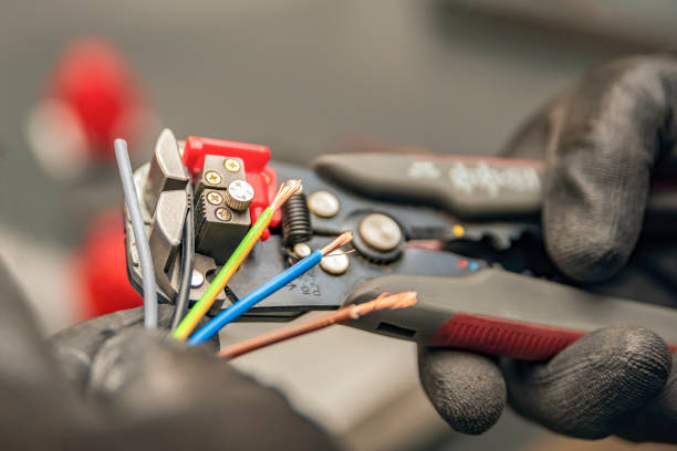 Best Electrical Installation Contractor  in Los Ranchos De Albuquerque, NM